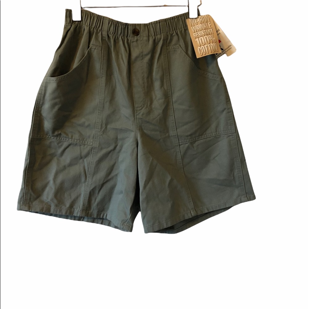 Alia Wrinkle Resistant Comfortable Carefree Shorts